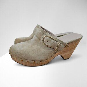 Veronica Beard Dacey Clog Wood Heel Studs Womens Shoe Sand Suede Size 8